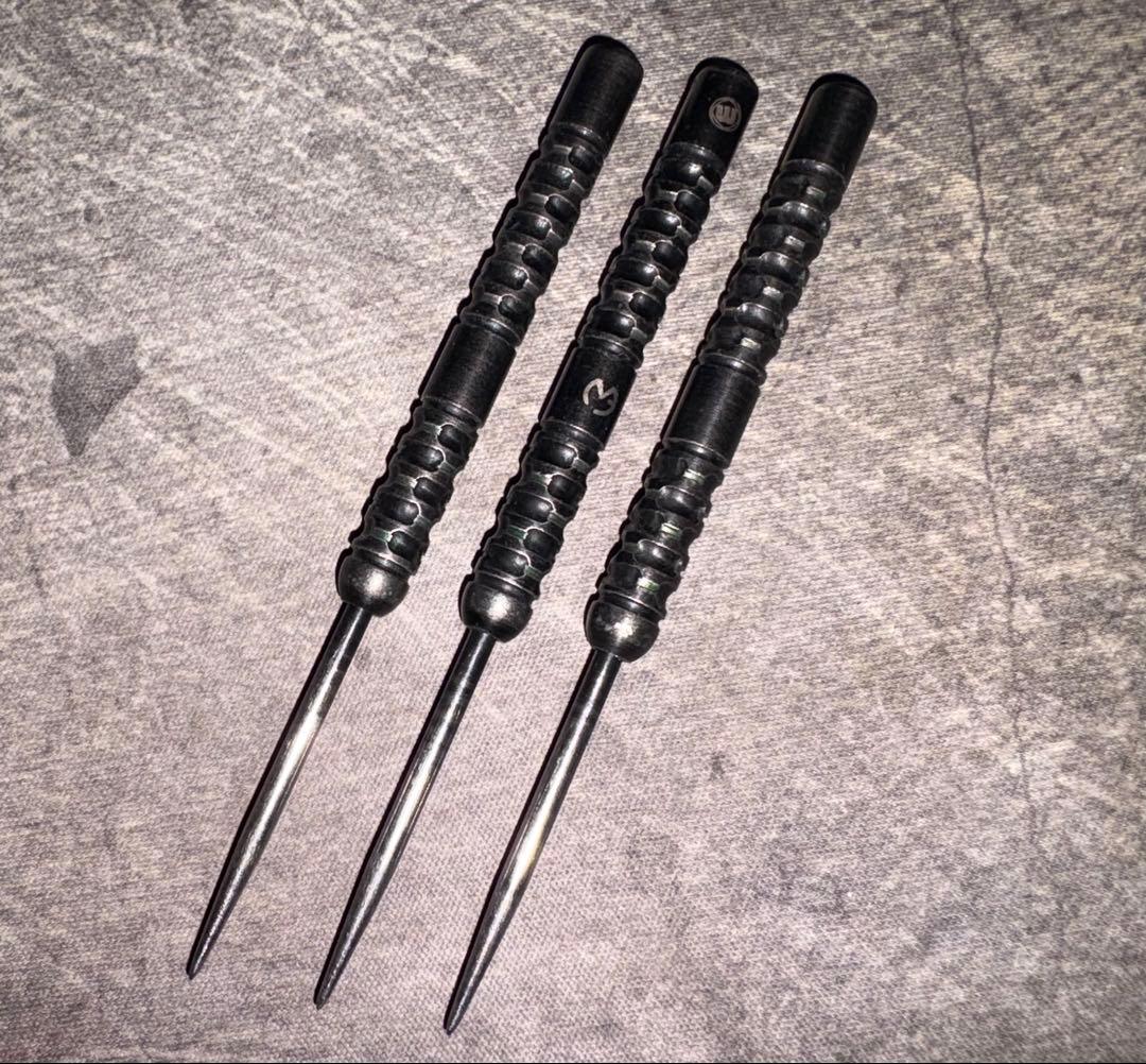 Winmau MvG Adrenalin スティール22g