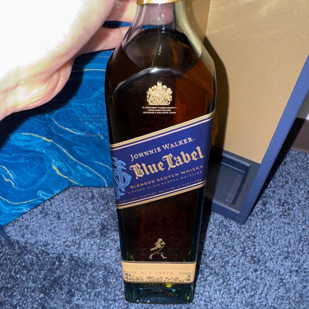 ジョニーウォーカー ブルーラベル ギフトボックス入り