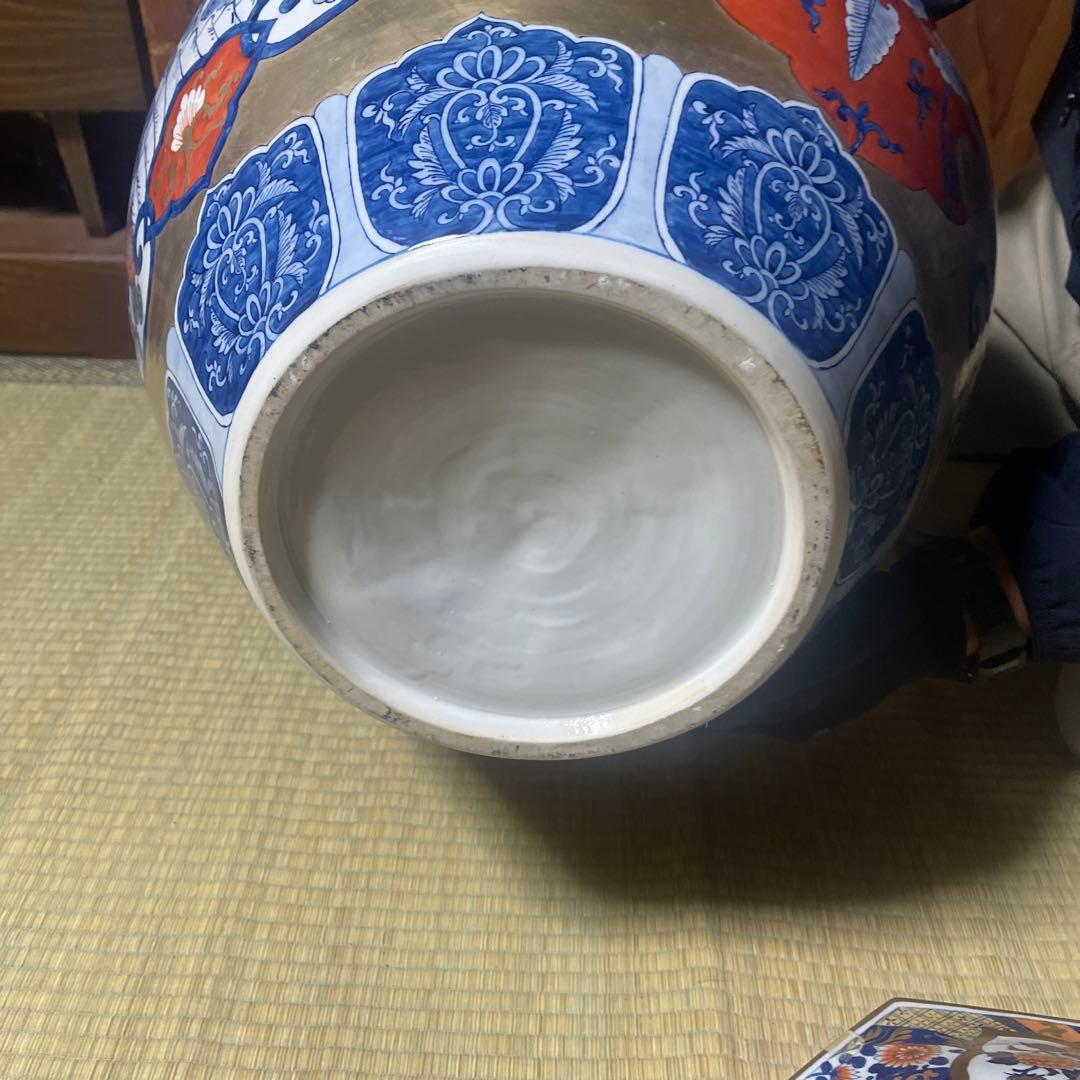 金色装飾の陶器の壺　大型　壺