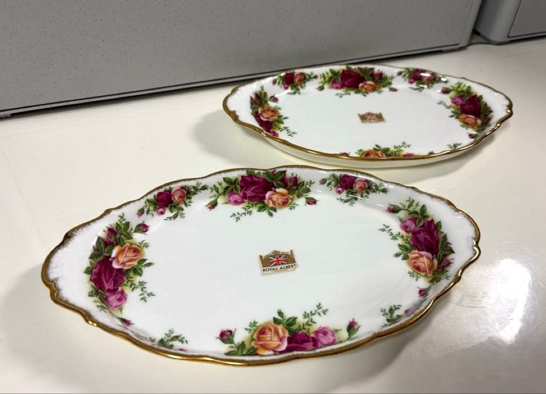ビンテージ❤︎ロイヤルアルバート❤︎オールドカントリーローズ❤︎薔薇柄❤︎楕円形皿❤︎2枚