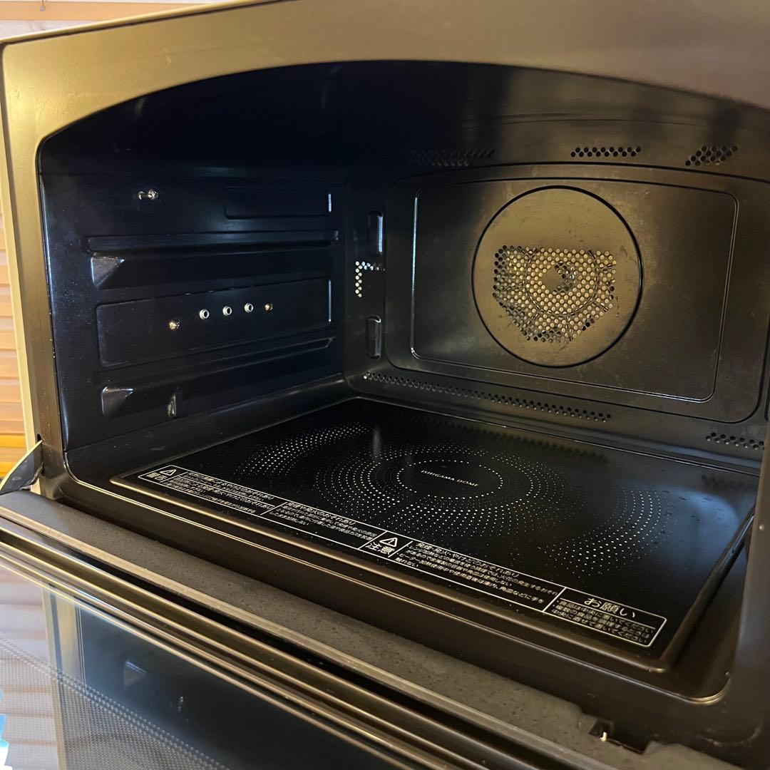 TOSHIBA】過熱水蒸気オーブンレンジ 30L 石窯ドーム｜ER-RD3000