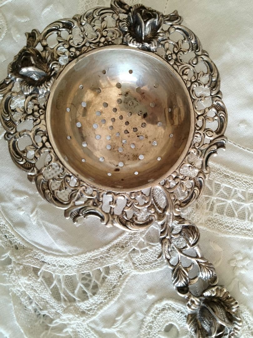 最終価格ヒルデスハイムの薔薇、ティーストレーナー、美品、稀少品、８３５シルバー