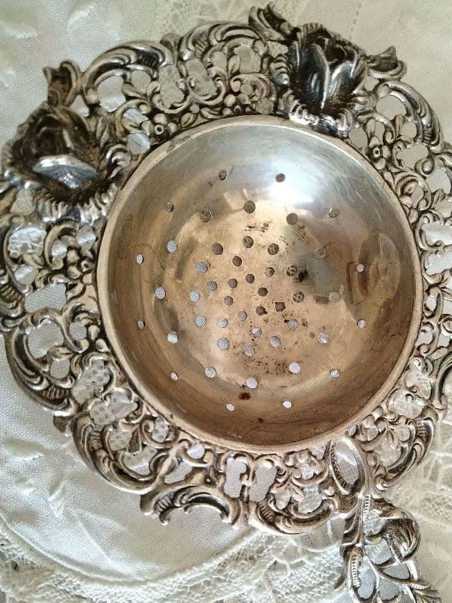 最終価格ヒルデスハイムの薔薇、ティーストレーナー、美品、稀少品、８３５シルバー