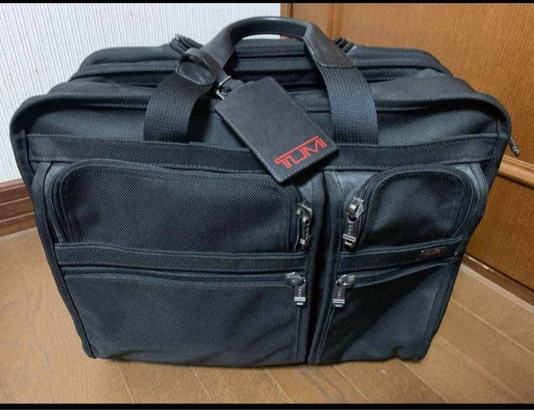 TUMI 黒 キャリーオンバッグ　トゥミ キャリーバッグ【型番26003D4】