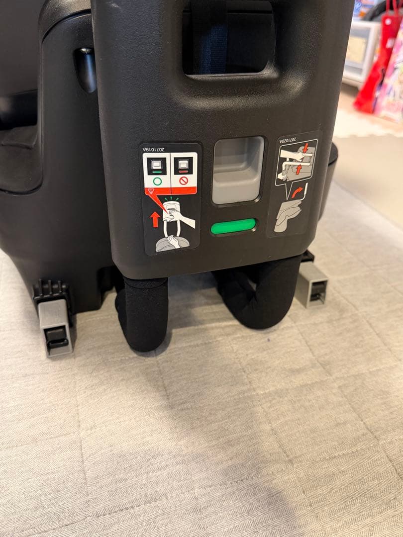 エールべべ クルット6i グランス チャイルドシート BF952