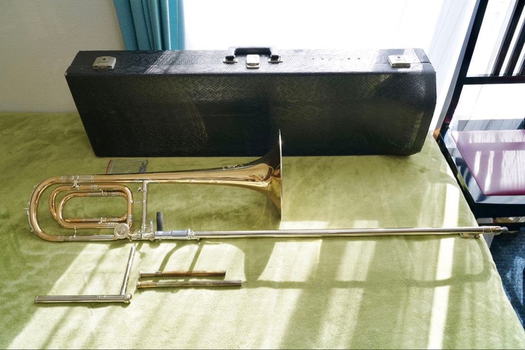 LÄTZSCH SL-210 Mod. Prof. Arndtテナートロンボーン