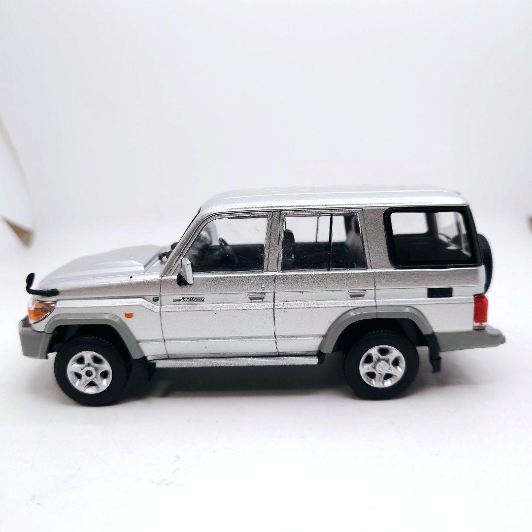 【非売品】トヨタカラーサンプル　ランドクルーザー70 シルバー