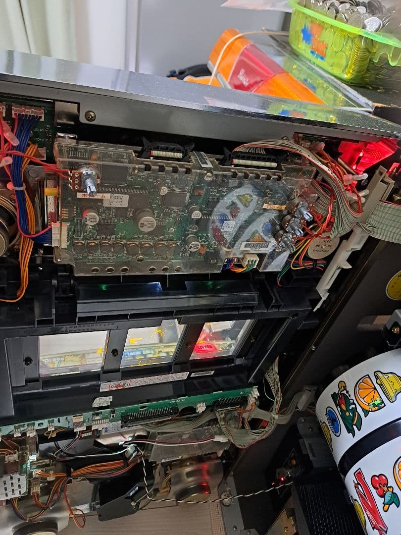 ネオマジックパルサー　実機　4号機　パチスロ　送料込み　清掃済み　不要機