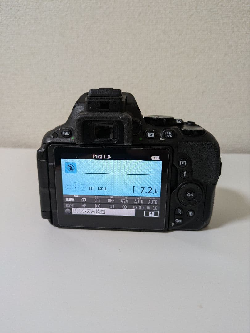 Nikon　D5500　＋　レンズセット ショット数4,136回　4.2%以下