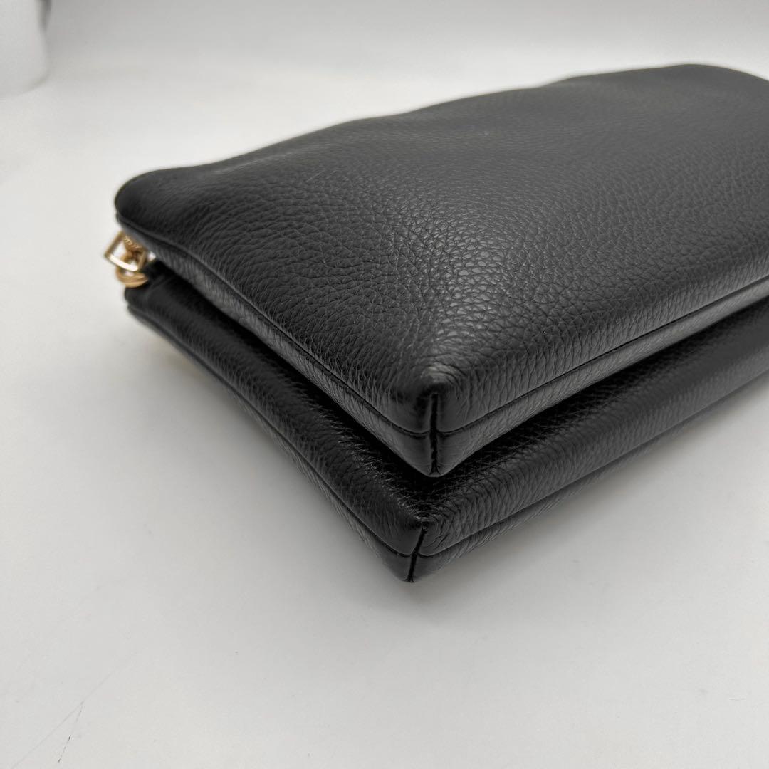 極美品　COACH　コーチ　ショルダーバッグ　二層　黒　レザー　ロゴ　斜め掛け◎