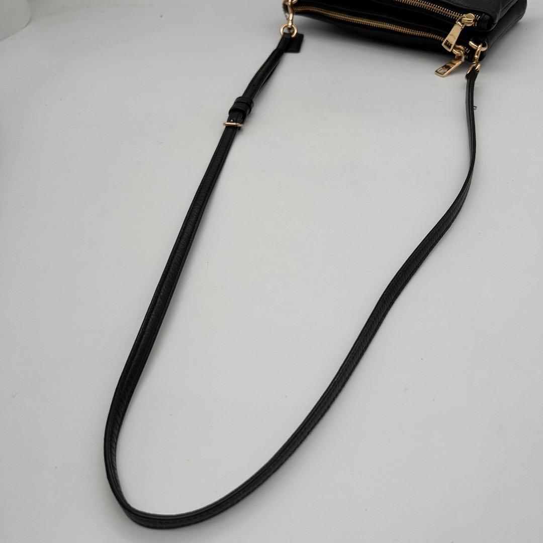 極美品　COACH　コーチ　ショルダーバッグ　二層　黒　レザー　ロゴ　斜め掛け◎
