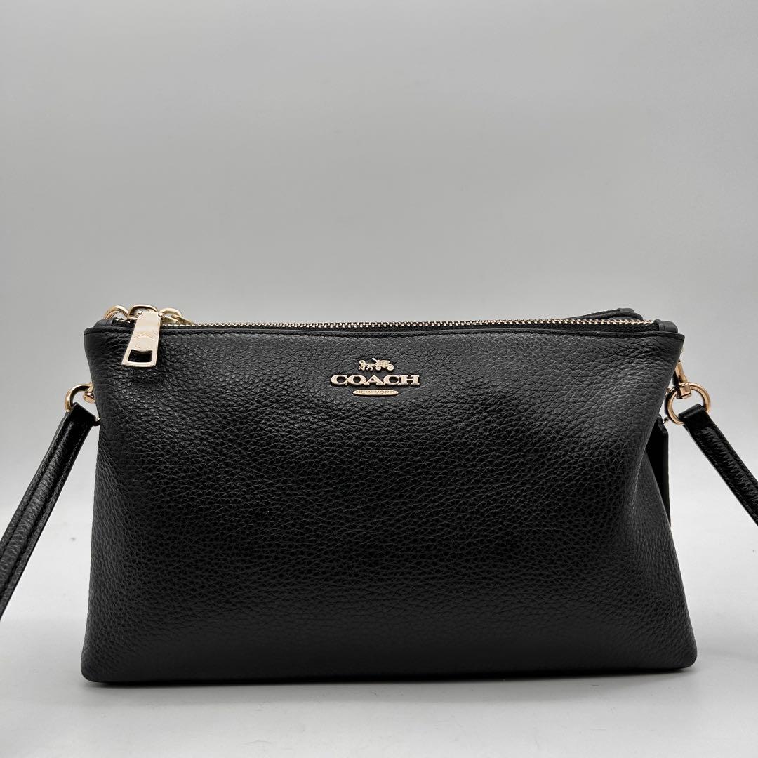 極美品　COACH　コーチ　ショルダーバッグ　二層　黒　レザー　ロゴ　斜め掛け◎