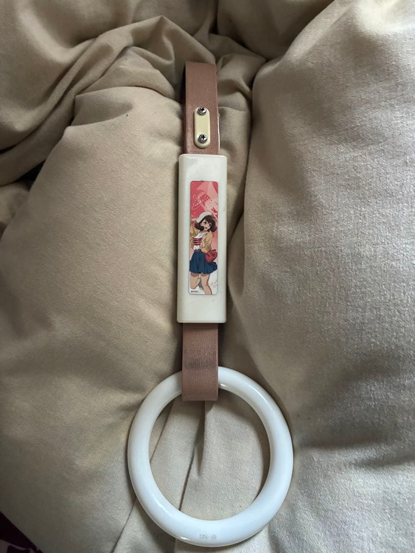 響けユーフォニアム　京阪　吊り革　久美子