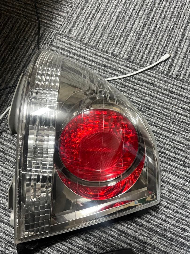 アルテッツァ純正テールランプ