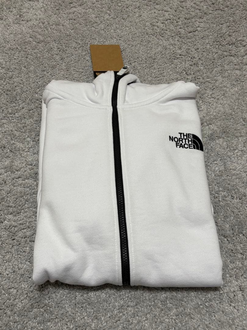 THE NORTH FACE パーカー　XLサイズ（未使用）
