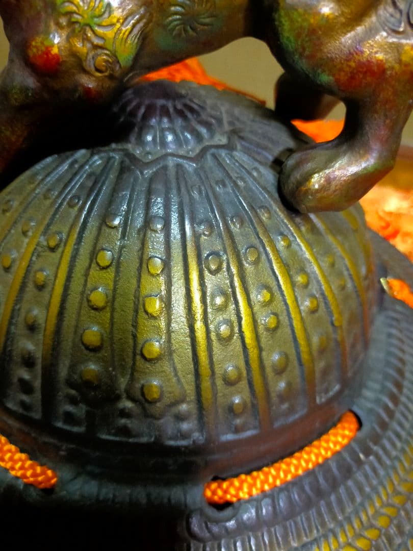 出世兜　源九郎義経　長鍬形獅子頭の兜