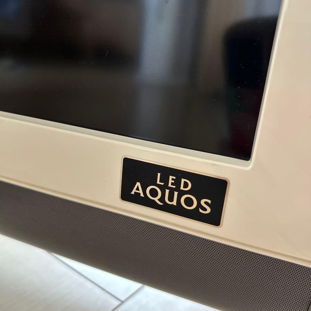 お値下げ！！送料込み　AQUOS 40インチ　喜多デザイン