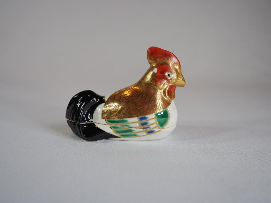 17代永樂善五郎造（而全）『鶏香合』 (共箱)　千家十職