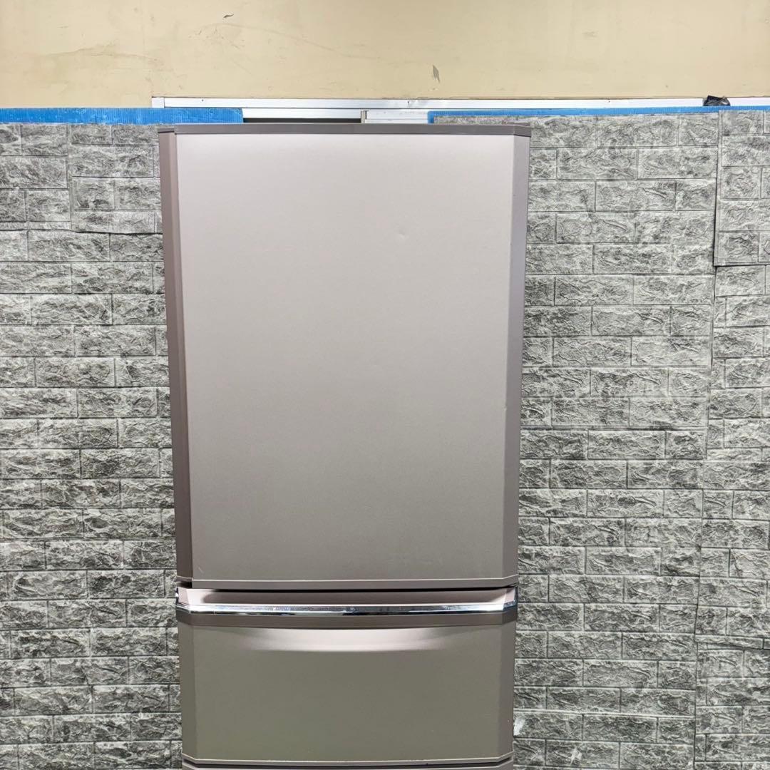 628 三菱　家庭用冷蔵庫　大型　自動製氷機付　保証込み　300L強