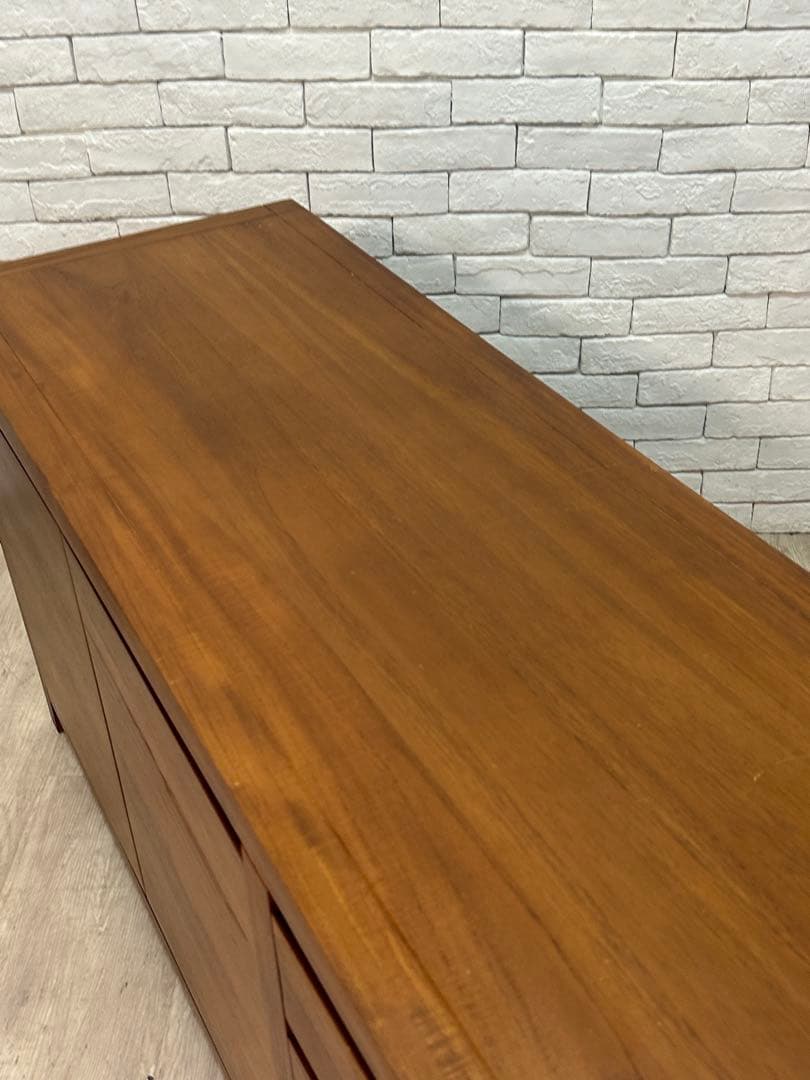 【東京都内23区配送無料】チーク材　サイドボード　キャビネット　チェスト　棚