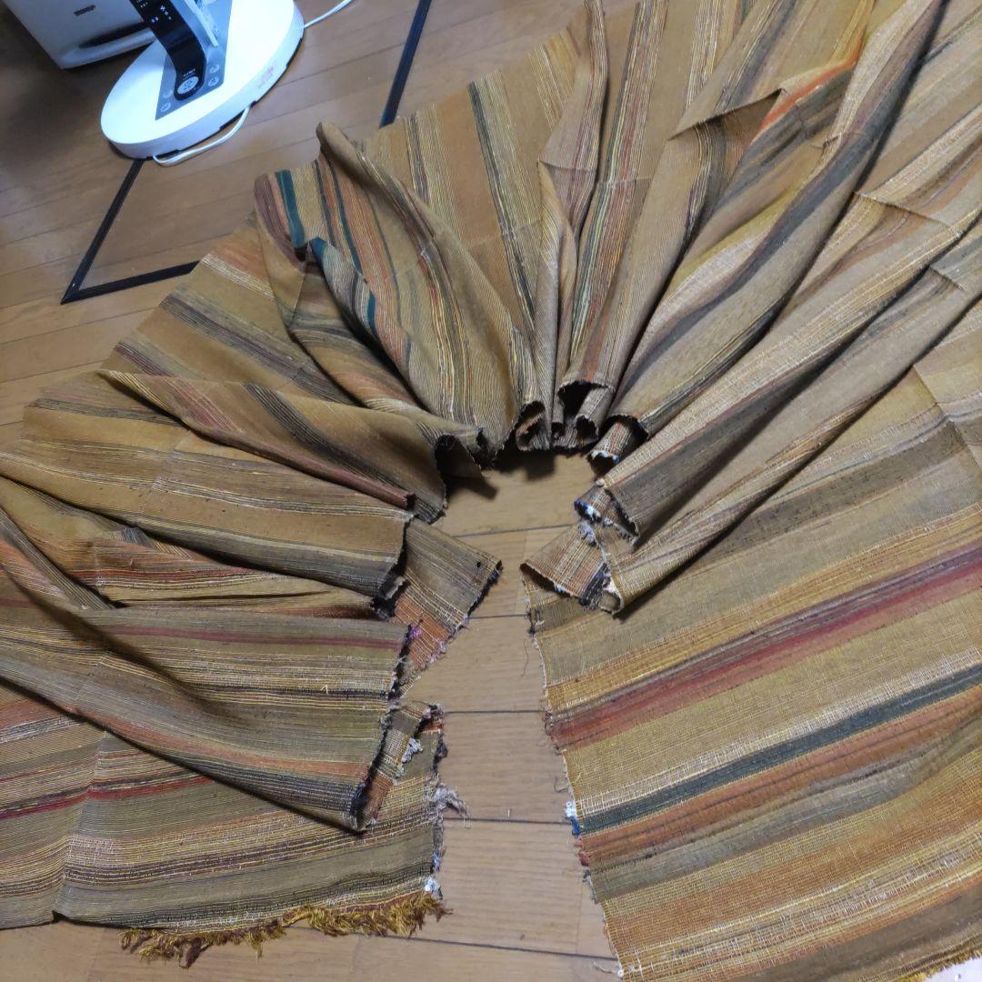 《アンティーク、絹広巾裂織布》（美品）63×410でたっぷり、細かく軽い1618