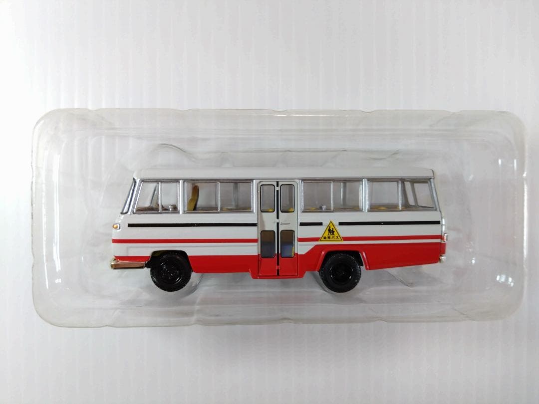 トミカリミテッドヴィンテージネオ LV-N60a ニッサン シビリアン