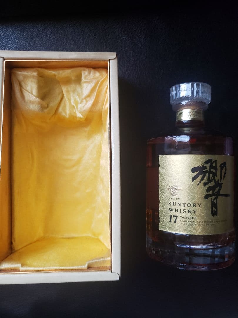 サントリー 響17年 両面ゴールドラベル750ml