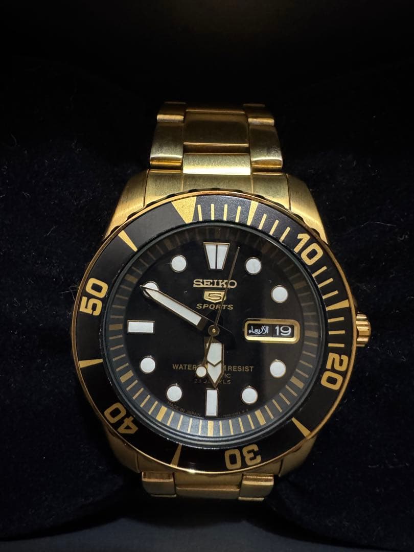 SEIKO 5スポーツ　自動巻き　ダイバーズ　ゴールド