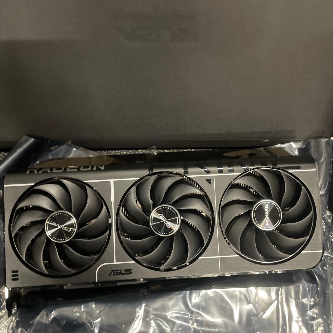 ASUS Radeon RX9060XT 16GB OC 3ファン