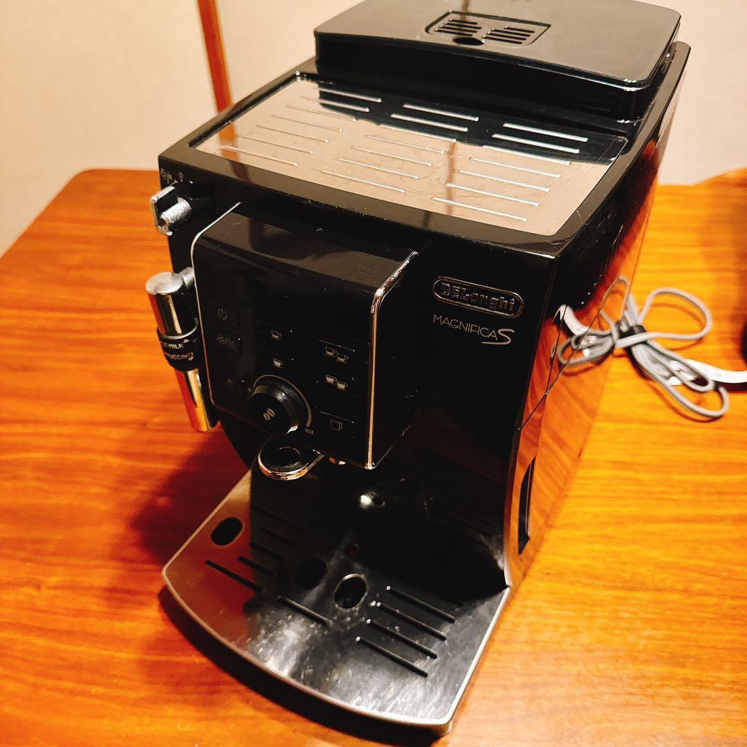 De'Longhi Magnifica S コーヒーメーカー