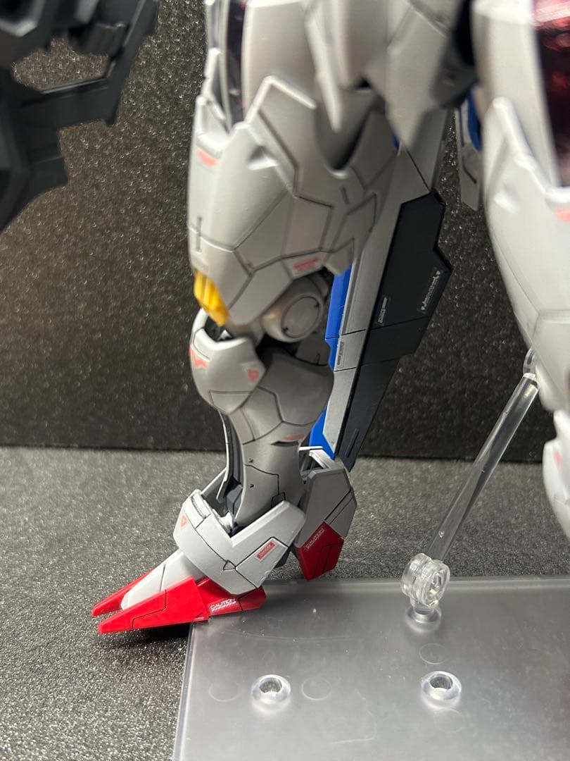 フルメカニクス　ガンダム　エアリアル　全塗装　完成品