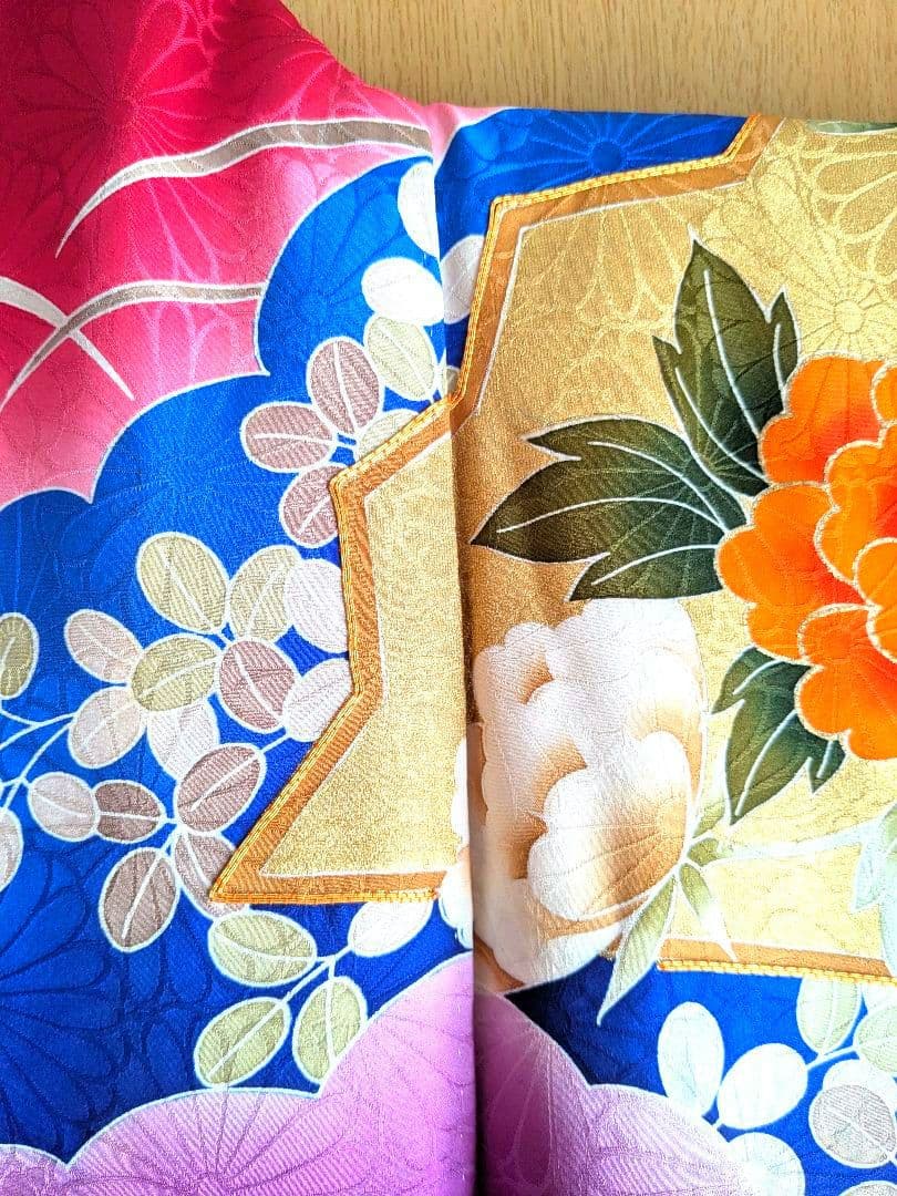 着物　振袖　和装　金箔　成人式　結婚式　晴れ着