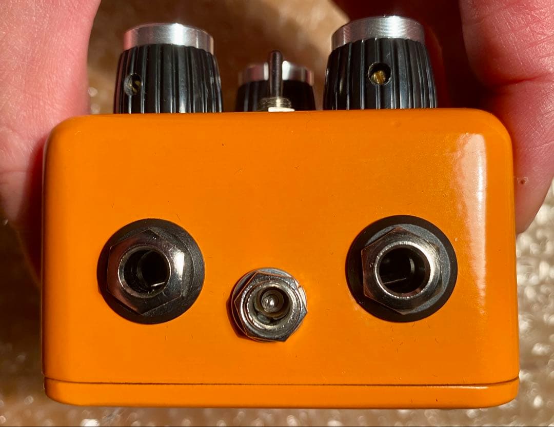 即売れ神ファズ　Tru-Fi Color D ’69