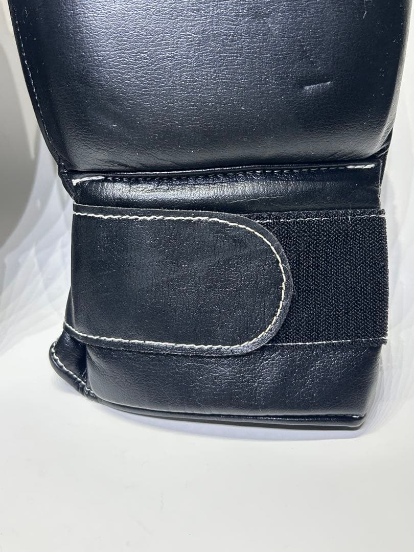 Winningベルト式14オンス黒グローブ/ボクシングトレーニング/ウイニング