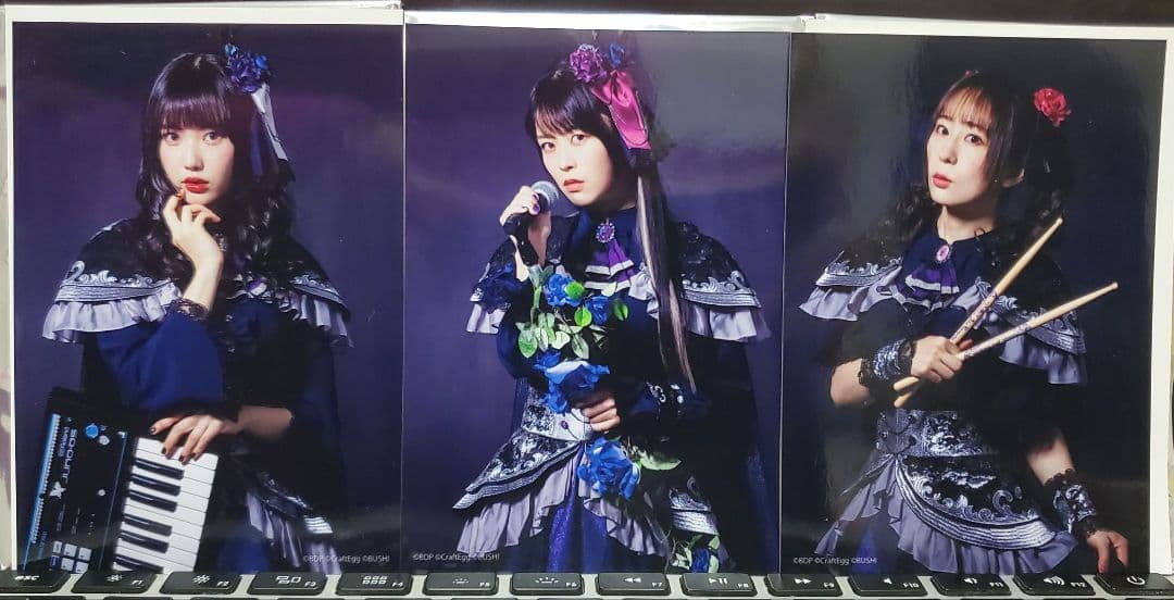 【非売品】バンドリ　グッズまとめ売り　タンブラー、缶バッジ、ブロマイド