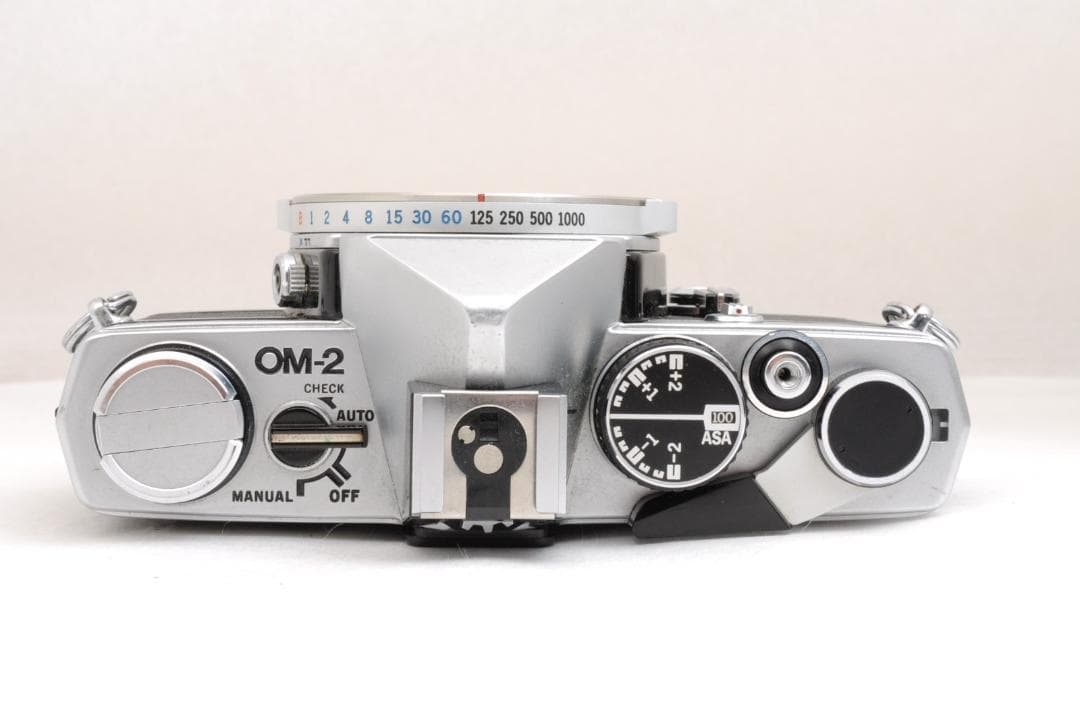 フィルムカメラ OLYMPUS OM-2N + 50mm f/1.8 + 200mm f/4