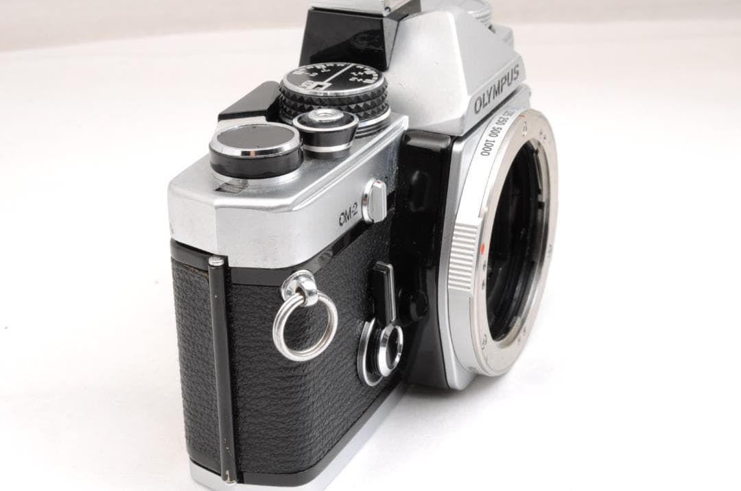 フィルムカメラ OLYMPUS OM-2N + 50mm f/1.8 + 200mm f/4