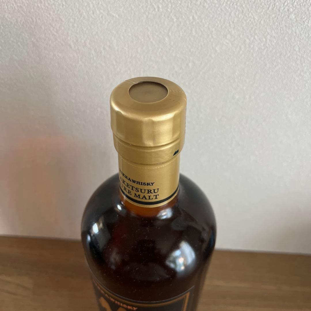 ◆稀少◆ニッカウヰスキー◆竹鶴ピュアモルト◆旧ラベル◆黒ラベル◆700ml◆1本