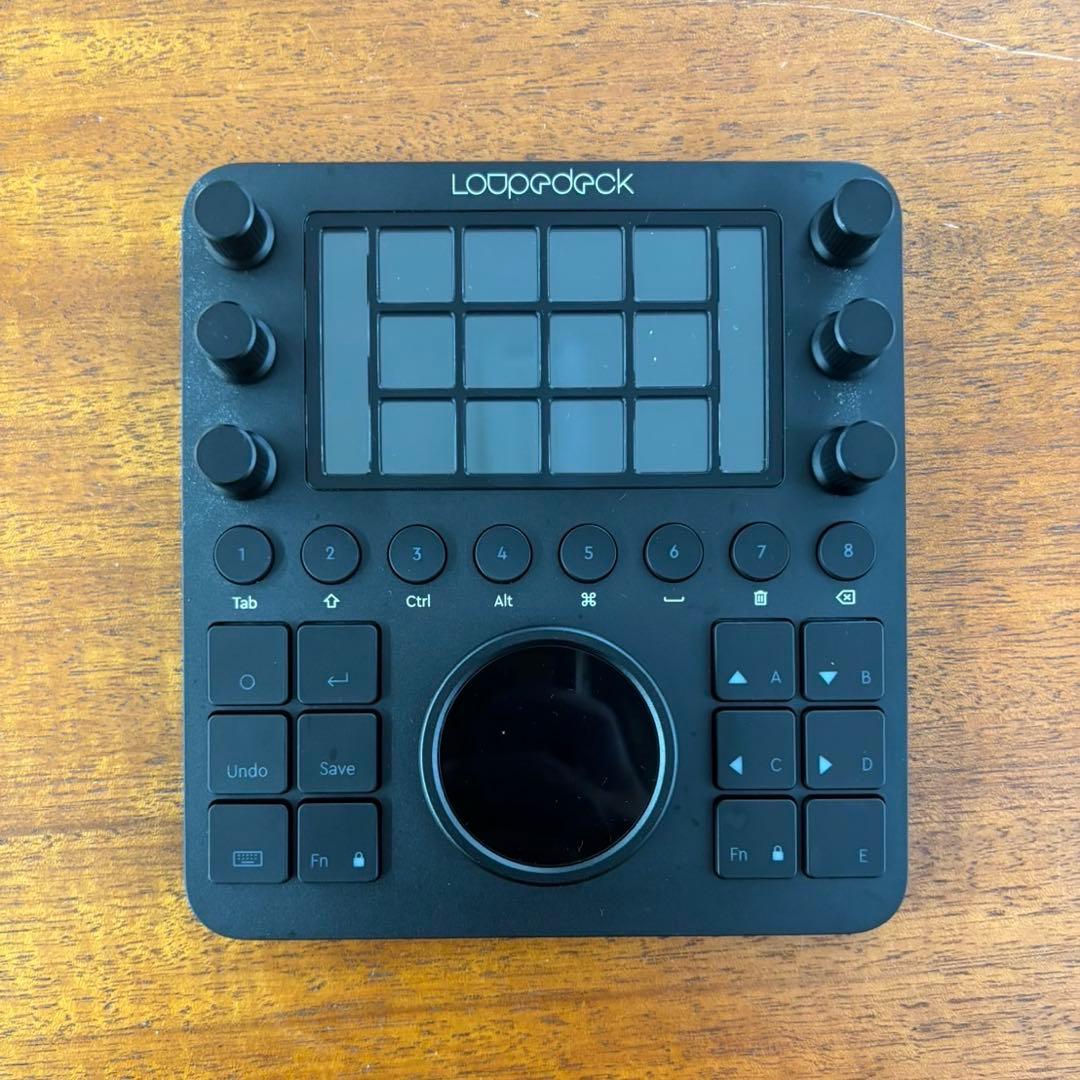 Loupedeck CT USB-C コントローラー