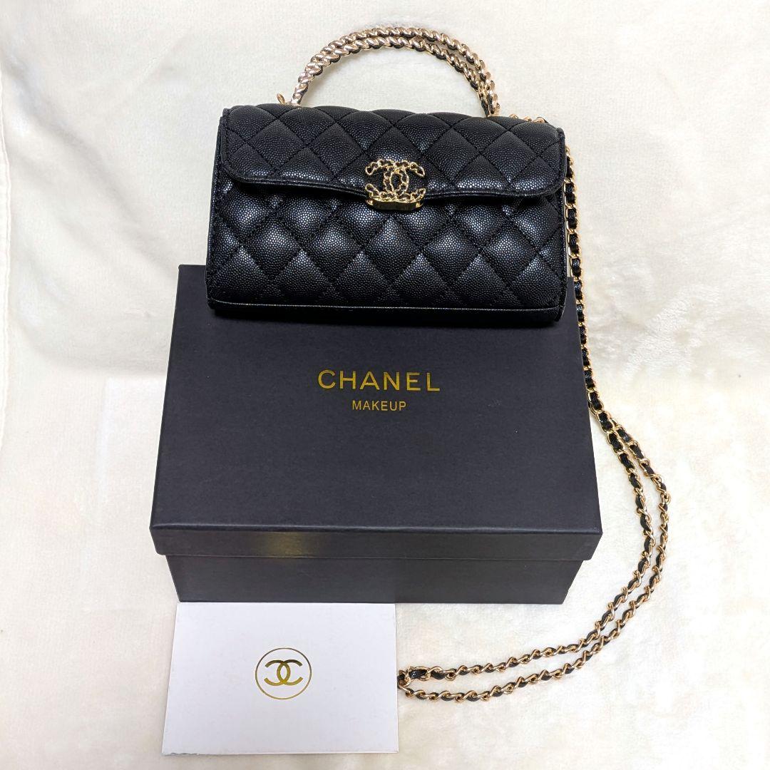 CHANEL ノベルティショルダーバッグ