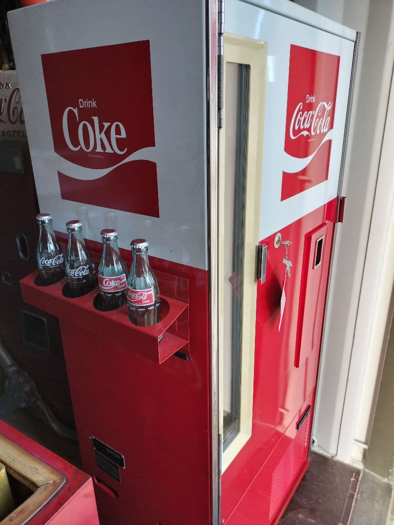コカコーラ販売機 Coca-Cola 自動販売機 冷蔵庫 レトロデザイン