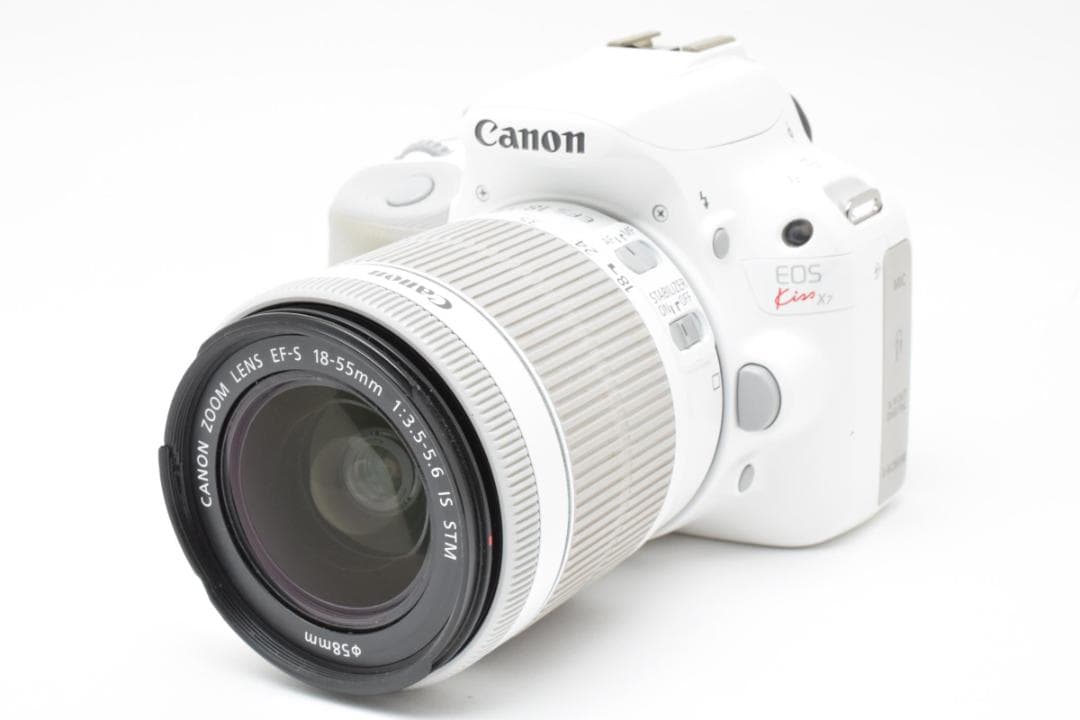 ⭐大人気の白ボディ⭐Canon kiss x7⭐初心者セット 一眼⭐軽量＆高画質