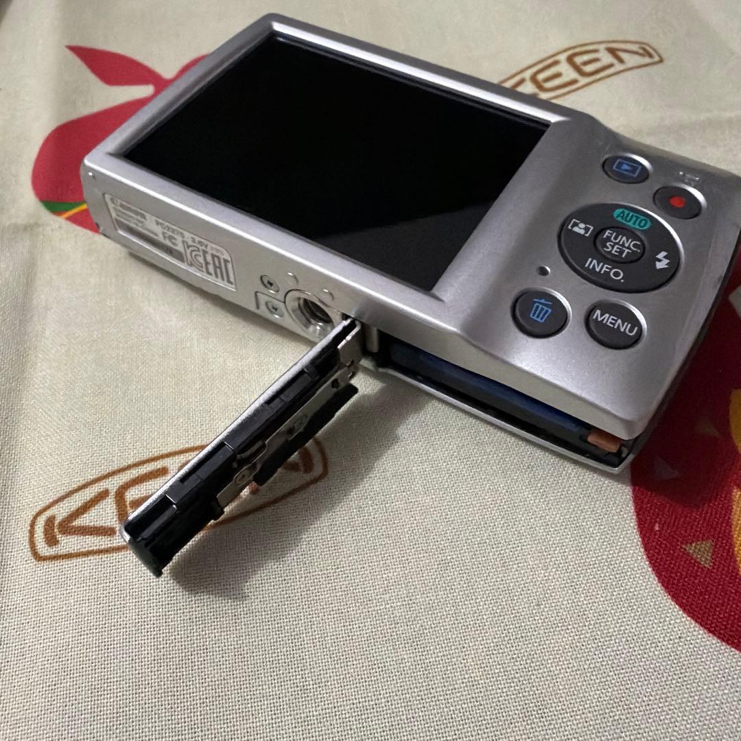 Canon IXY180シルバー コンパクトデジタルカメラ