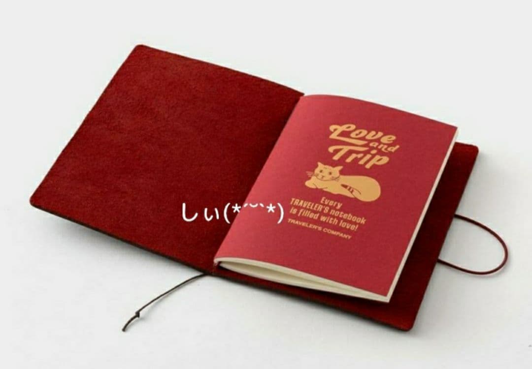トラベラーズノート パスポートサイズ LOVE AND TRIP レッド