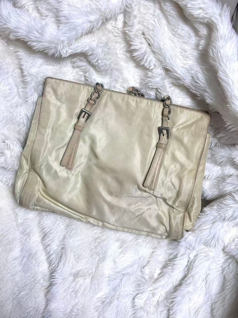 PRADA（プラダ）チェーンショルダーバッグ