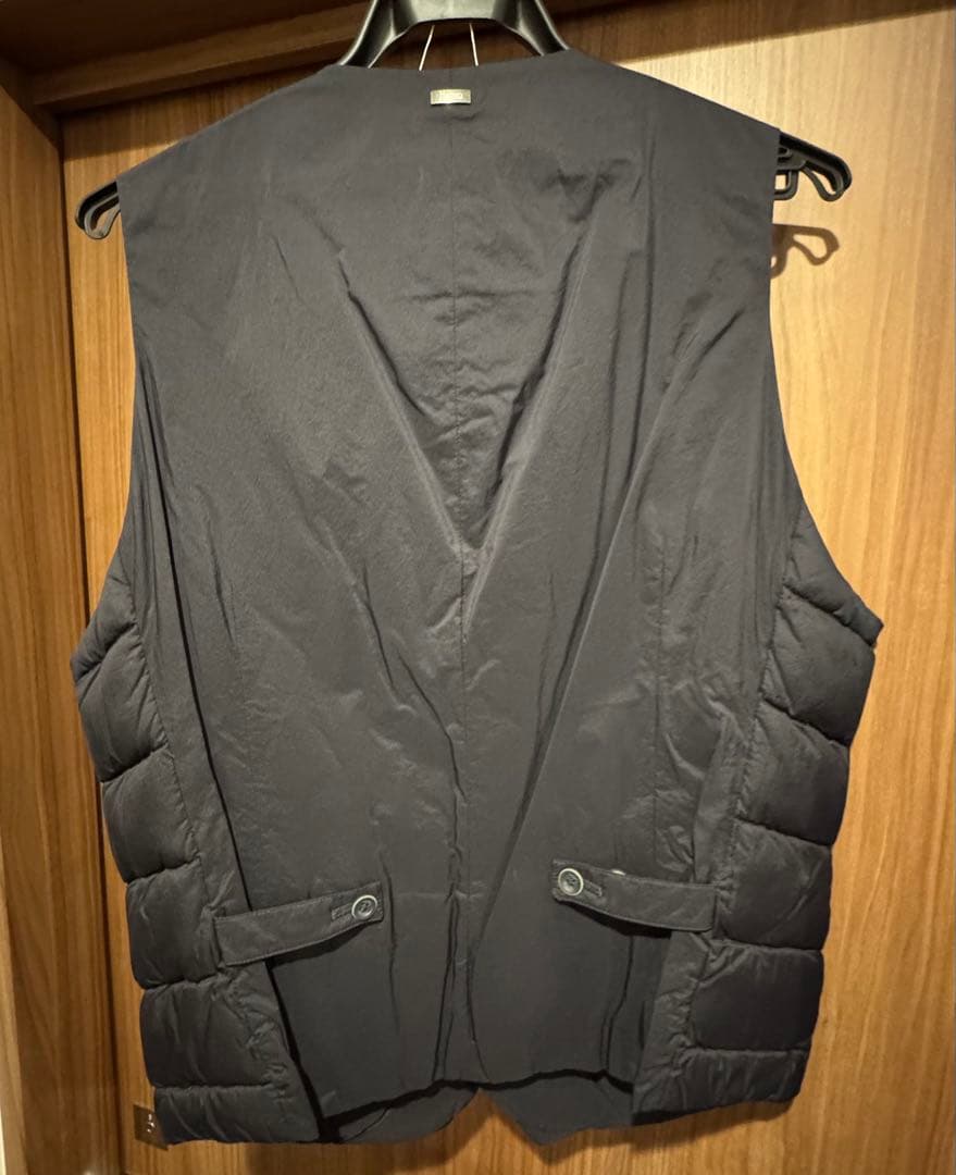 ヘルノ ダウンジレ　サイズ50