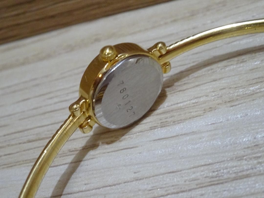 訳あり WAKO 和光 Raffinee ラフィネ 3連バングルウォッチ 腕時計