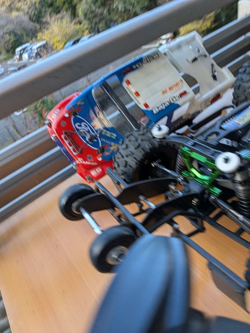 トラクサス SCT 4WD オプションパーツ付き　プロポも付きます。