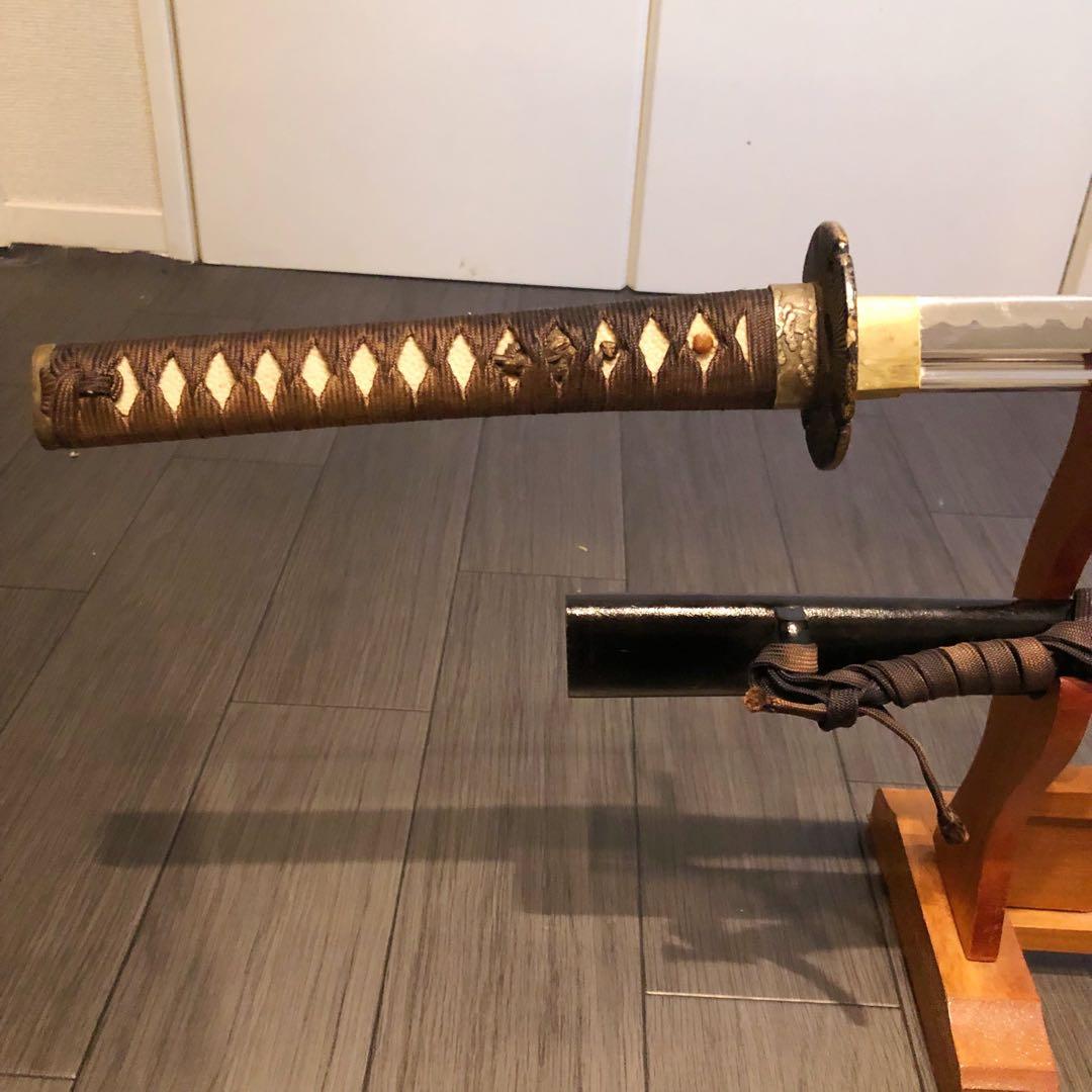 高級模造刀　高級居合刀　樋入り刀身　優波紋　亜合金刀身　居合刀