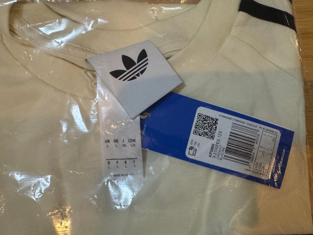 r*k様 Oasis adidas コラボ 2025ツアー Tシャツ クリーム色